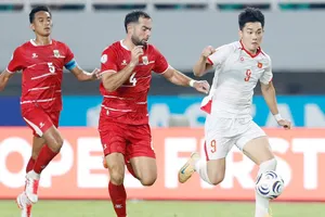 Đầu tư để bóng đá cải thiện vị thế