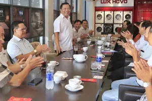 “Ra việc” sau mỗi cuộc hẹn cà phê