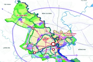 胡志明市至2040年与至2060年愿景总体规划调整中期报告中的西、南、北面３个城市模拟图。