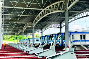 地铁1号线计划于今年底投入商业运营。