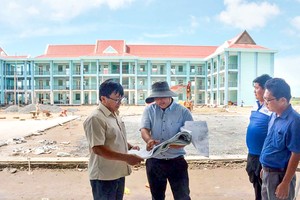 珠洋民族寄宿中学院校舍正获重建，计划于年底竣工及投入使用。