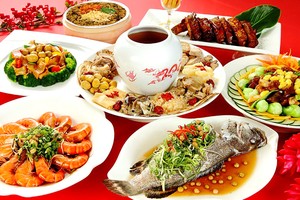 欢度春节，但不要忘记保持健康的任务。