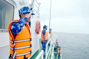 越南海警力量在北部湾进行巡逻。