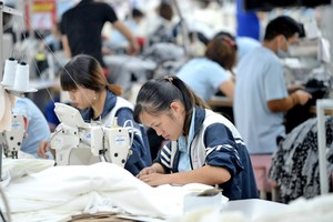 延长缴税是辅助企业生产经营的重要政策。