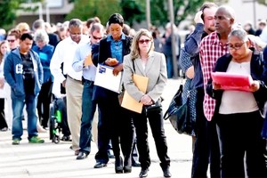 美卫生与公共服务部将裁员万人