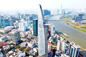 本市在ＡＩ纪元中崛起