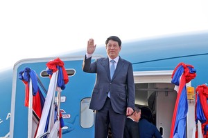 越南国家主席梁强圆满结束对老挝进行国事访问。