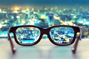 近视可防可控。