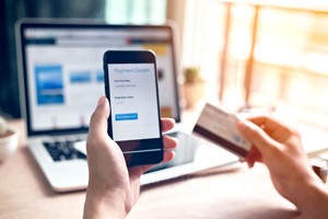 慎防线上安装办理签证软件诈骗