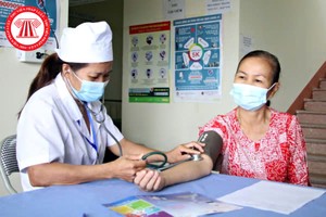 2030年，全部长者都可持医保卡去求诊。