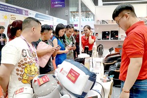 企业须开发更优化的电子产品以吸引国内外消费者。