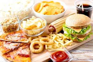 反式脂肪危害多。