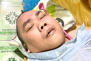 贫困家庭父子同患病