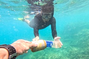 携手协力“减塑”、“限塑”以维护可持续的海洋环境。