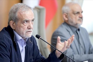 伊朗总统警告 IAEA 摒弃双标