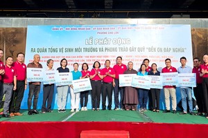 各华人单位热烈响应「饮水思源」募款活动