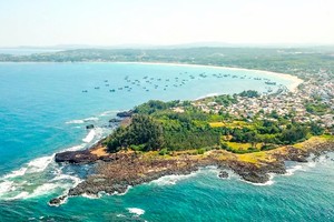 广乂省从高原延伸至大海的旅游联动发展