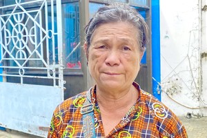 独身长者膝痛仍须苦撑生活