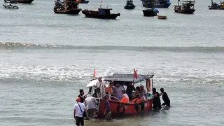 Tàu thuyền chở khách du lịch mất an toàn