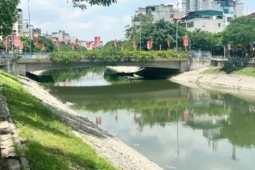 Hà Nội chi 870 tỷ đồng khẩn cấp hồi sinh sông Tô Lịch