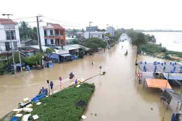 Chợ cá Thanh Hà (phường Hội An Tây, TP Đà Nẵng) đã ngập trong nước