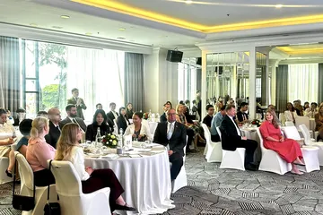 Các đại biểu và doanh nghiệp tham dự chương trình. Ảnh: Thanh Dung 