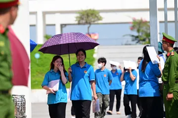 Thí sinh Tuyên Quang tham dự kỳ thi lại vào ngày 14, 15-8. Ảnh: ĐỖ TRUNG