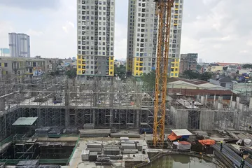 Một dự án nhà ở trên địa bàn TPHCM đang được triển khai xây dựng. Ảnh: Đỗ Trà Giang