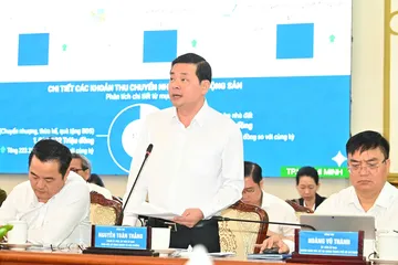 Giám đốc Nguyễn Toàn Thắng phát biểu tại hội nghị sáng 4-2. Ảnh: Việt Dũng