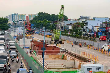 Thi công tuyến metro số 2 đoạn qua đường Trường Chinh