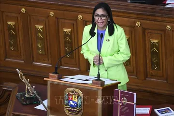 Tổng thống lâm thời Venezuela Delcy Rodriguez trình bày báo cáo thường niên trước Quốc hội ở Caracas ngày 15/1/2026. Ảnh: THX/TTXVN