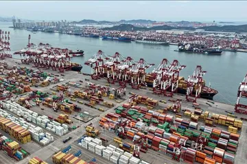 Quang cảnh cảng hàng hóa tại Thanh Đảo, tỉnh Sơn Đông, Trung Quốc. Ảnh: THX/TTXVN