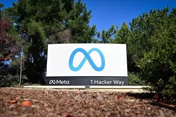 Biểu tượng Meta tại trụ sở của Tập đoàn ở Menlo Park, California, Mỹ. Ảnh: Anadolu Agency/TTXVN