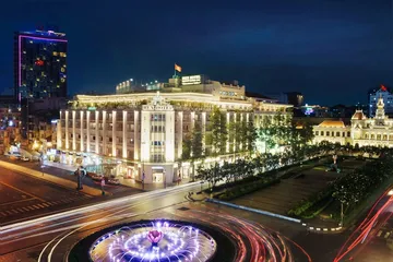 Trải nghiệm đẳng cấp tại Rex Hotel Saigon