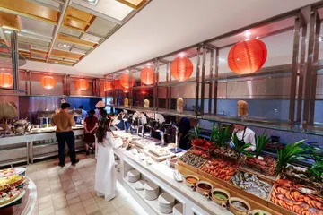 Chuỗi buffet Waves of Flavor chính thức trở lại tại Latest Recipe Saigon