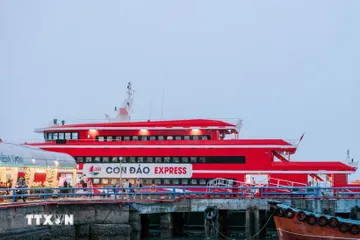Hoạt động tàu cao tốc Vũng Tàu-Côn Đảo sau 5 tháng tạm ngừng