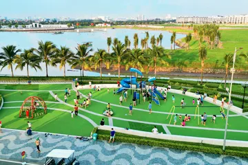 Tận hưởng không gian xanh trong lành tại Van Phuc City