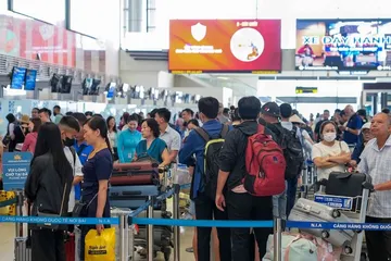 Sân bay Nội Bài đón hơn 650 chuyến bay ngày cao điểm lễ 30-4