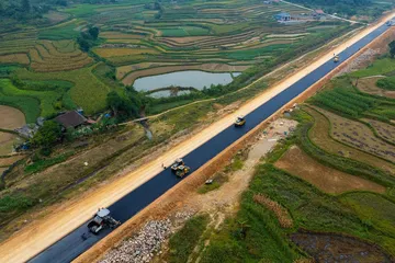 'Cân bằng động' chính sách tài khóa và tiền tệ để thúc đẩy tăng trưởng