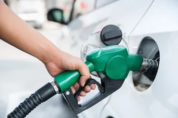 Trích quỹ bình ổn, xăng RON95 giảm về gần mốc 24.000 đồng