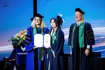 Lưu Bảo Linh rạng rỡ trong Lễ Tốt nghiệp diễn ra vào ngày 27-6 tại Trường Đại học VinUni