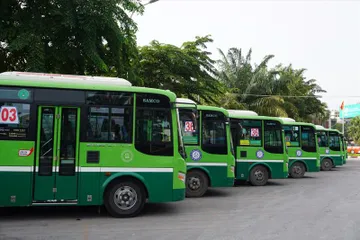 TPHCM: 1 tuần miễn phí vé xe buýt, lượng khách tăng hơn 30%