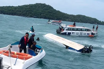 Vụ tai nạn lật ca nô nghiêm trọng tại vùng biển Phú Quốc khiến nhiều người bị tử vong.