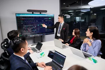 Nhà đầu tư trẻ trên sàn 'chứng khoán số' 