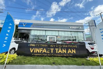 Chủ đại lý VinFast nói gì về doanh số xe điện tăng đột biến?