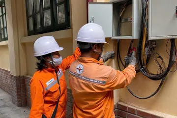 Tiêu thụ điện dự báo lập kỷ lục vì nắng, nóng