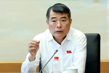 Thủ tướng Lê Minh Hưng tại phiên thảo luận tổ. Ảnh: QUANG PHÚC