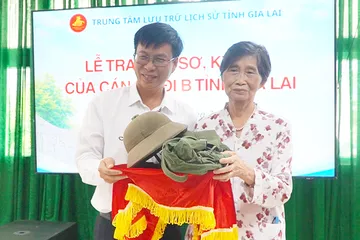 Xúc động lễ trao trả hồ sơ, kỷ vật cán bộ đi B tại Gia Lai