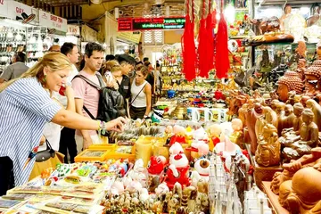 TPHCM: Mở cửa 'mỏ vàng' mua sắm miễn thuế