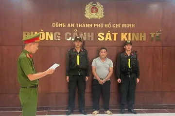 Triệt phá đường dây ngâm ốc bằng hóa chất tại TPHCM 